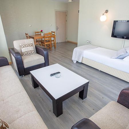 Cilek Marina Otel เซสเม ภายนอก รูปภาพ