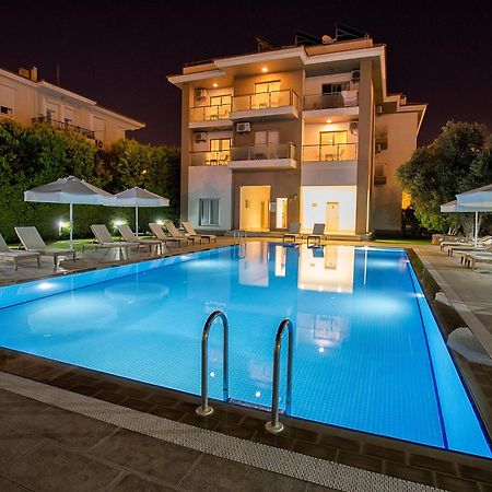 Cilek Marina Otel เซสเม ภายนอก รูปภาพ