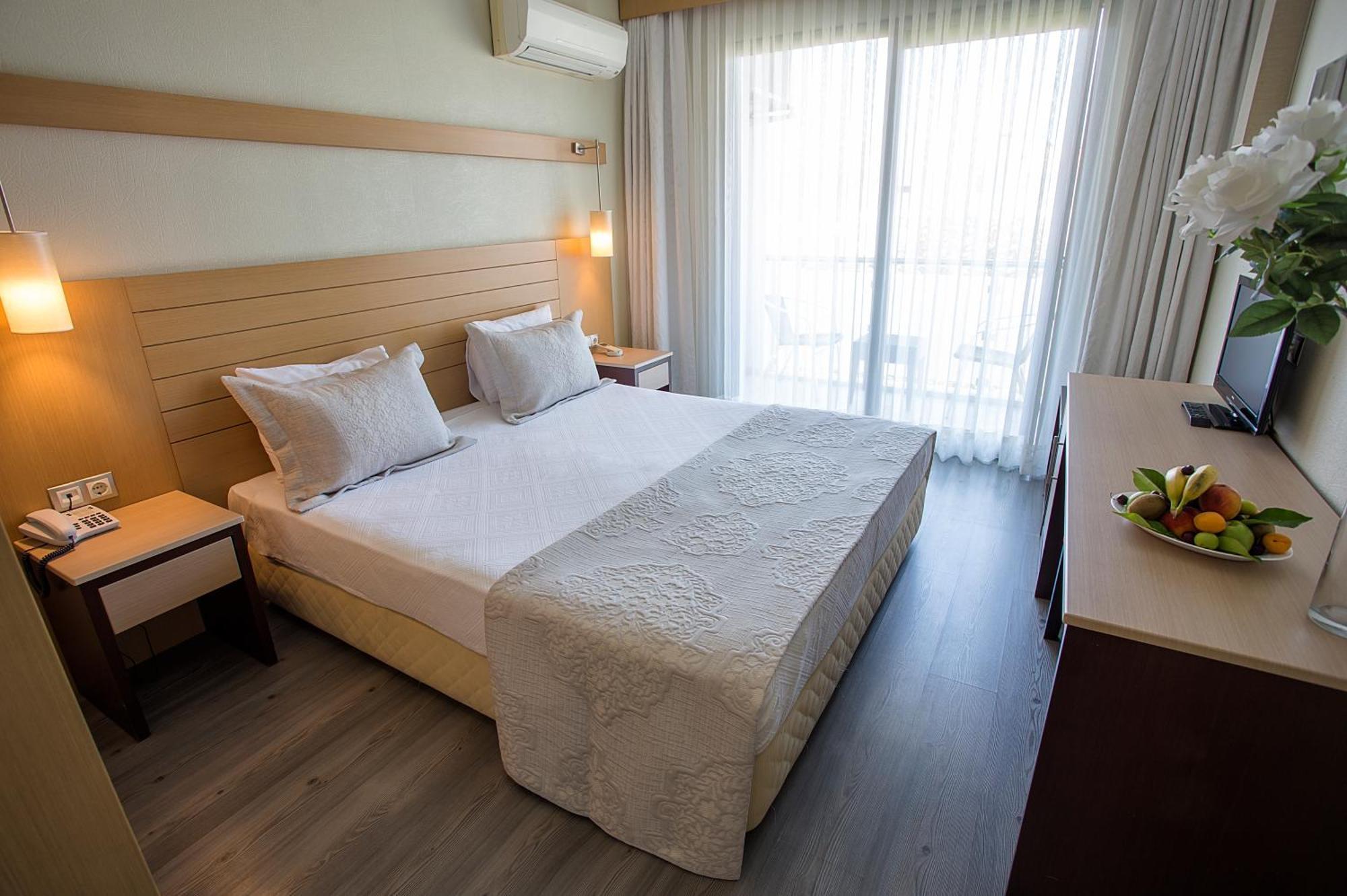 Cilek Marina Otel เซสเม ภายนอก รูปภาพ