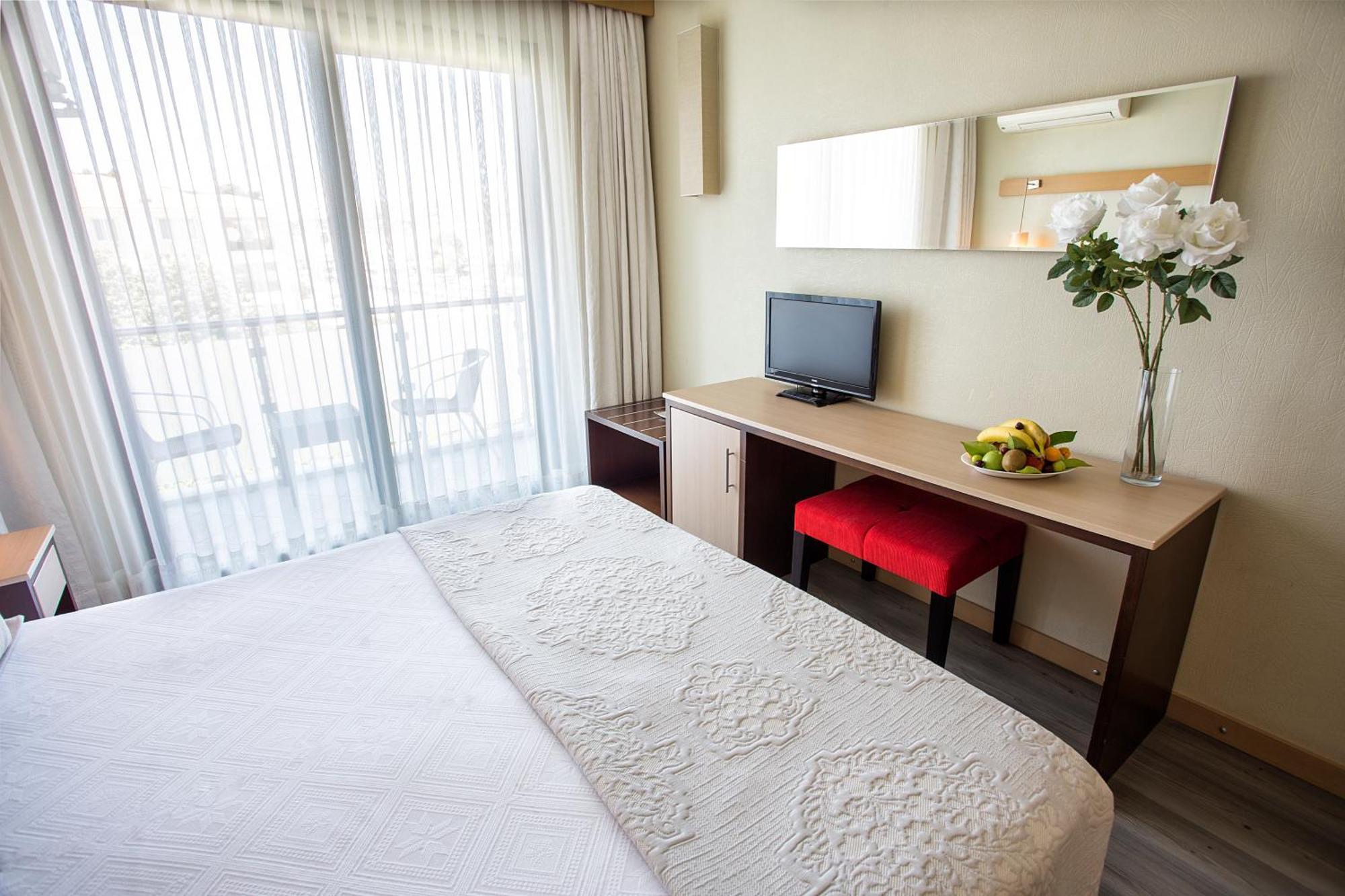 Cilek Marina Otel เซสเม ภายนอก รูปภาพ
