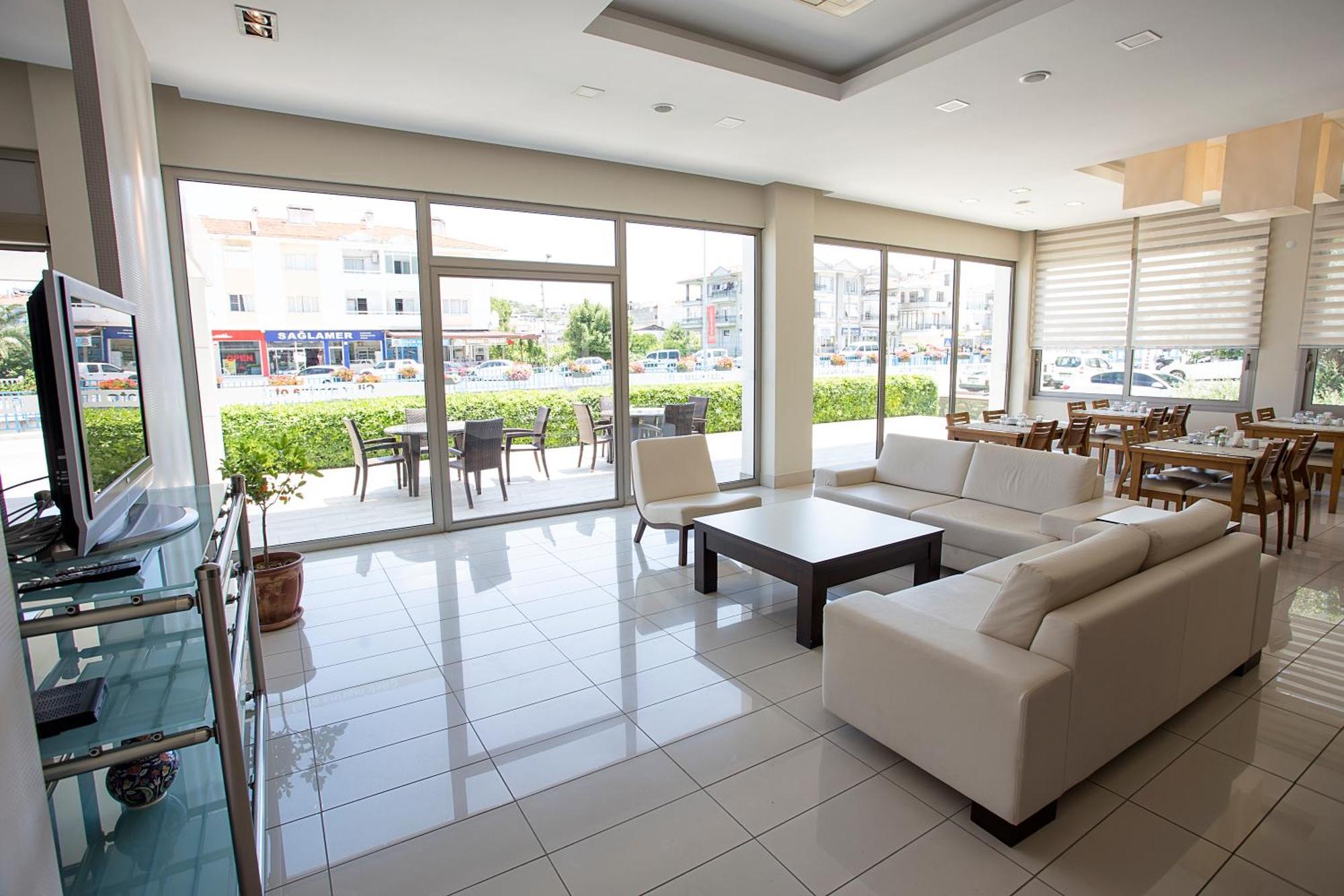 Cilek Marina Otel เซสเม ภายนอก รูปภาพ