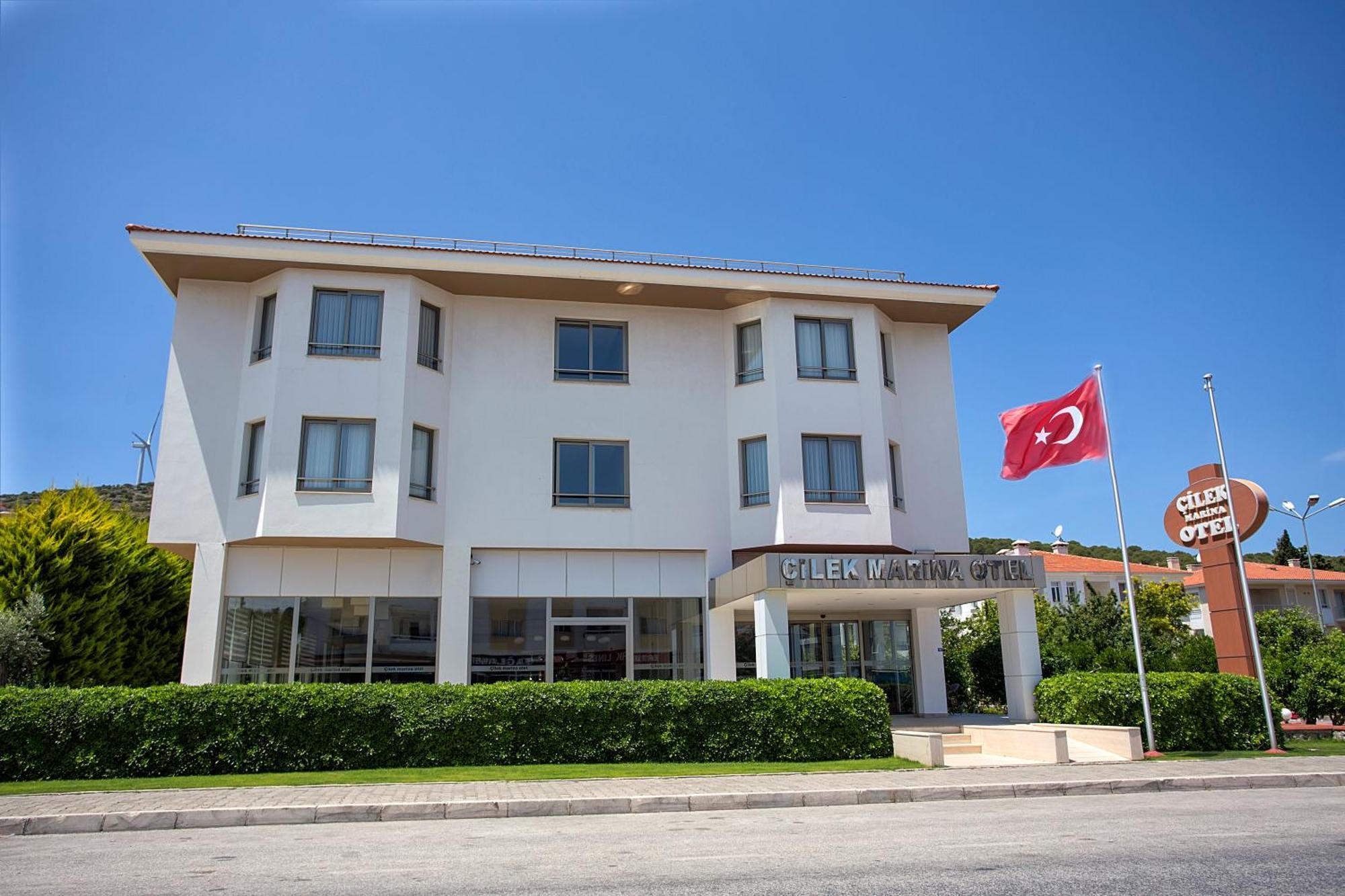 Cilek Marina Otel เซสเม ภายนอก รูปภาพ